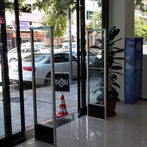 Çelik Radyo Frekans 6